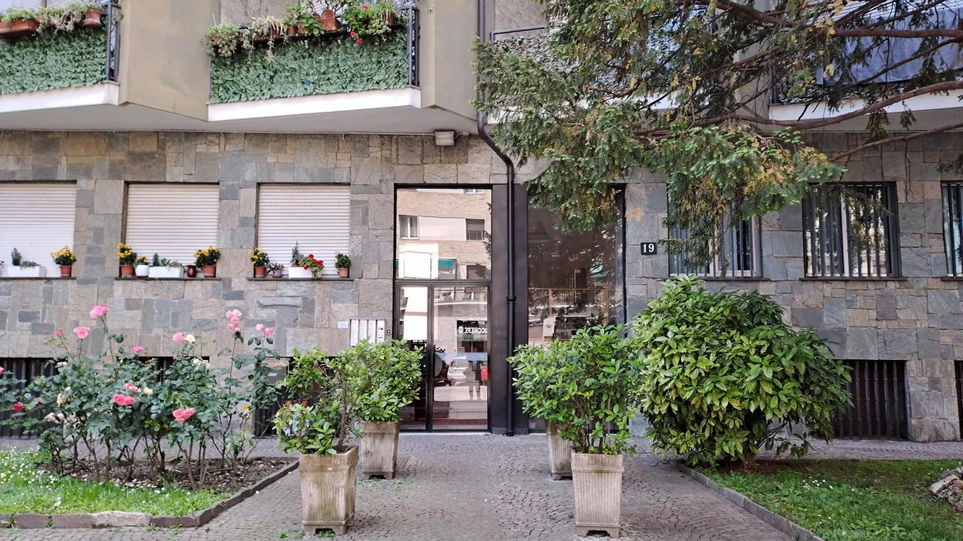 Apartament Il Nido Di Ely Nel Quartiere Dei Fiori Mediolan 0*,  Włochy